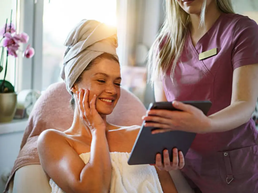 how to start an aesthetics business